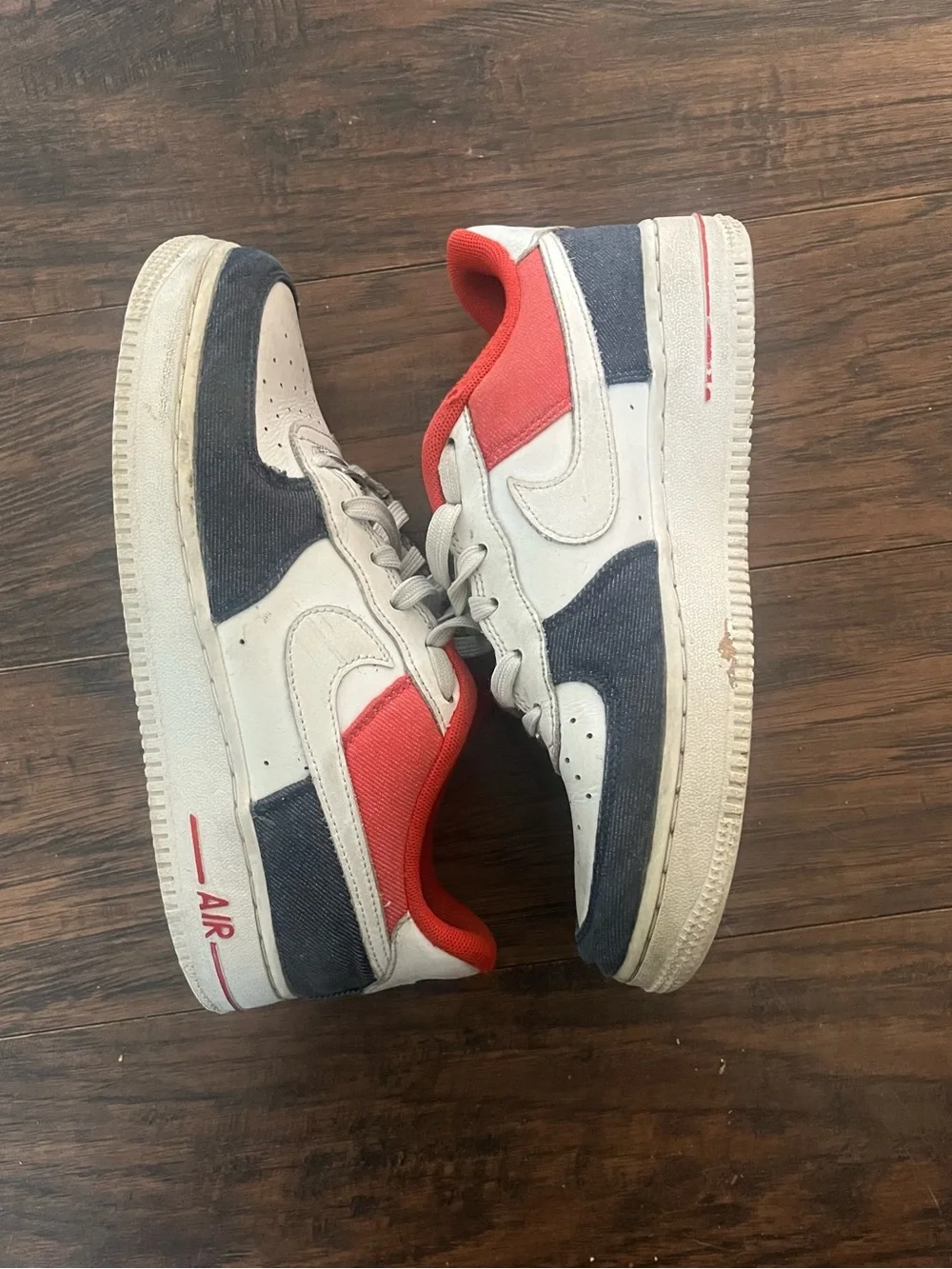 Nike Air Force 1 Low Sneakers - White, Navy & Red
